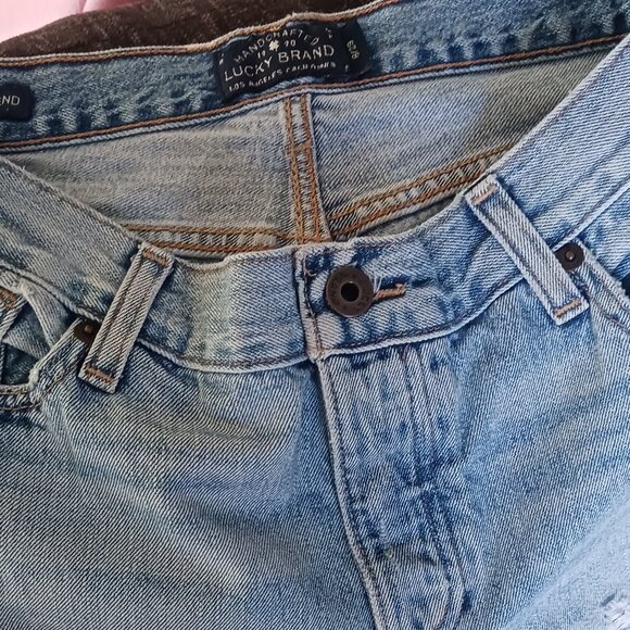 Jeans - Picture 3 of 4